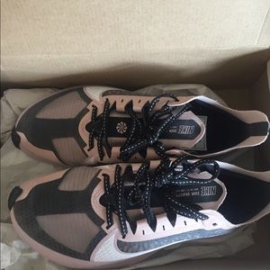 Women’s Nike Zoom Gravity